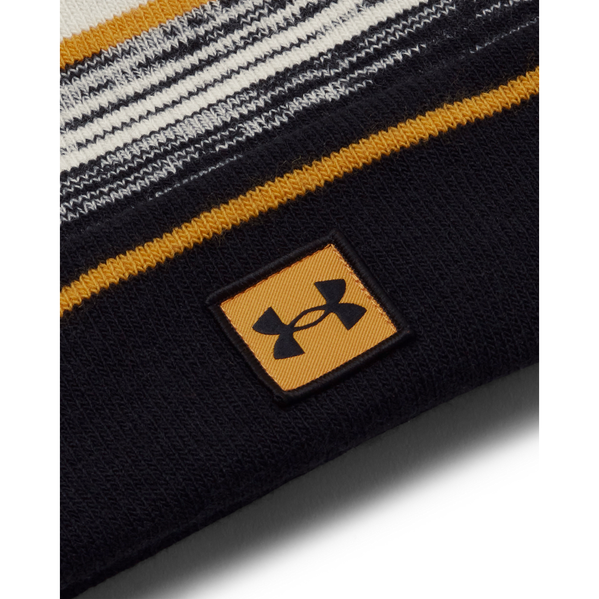 KAPA UNDER ARMOUR M HALFTIME POM BEANIE M 