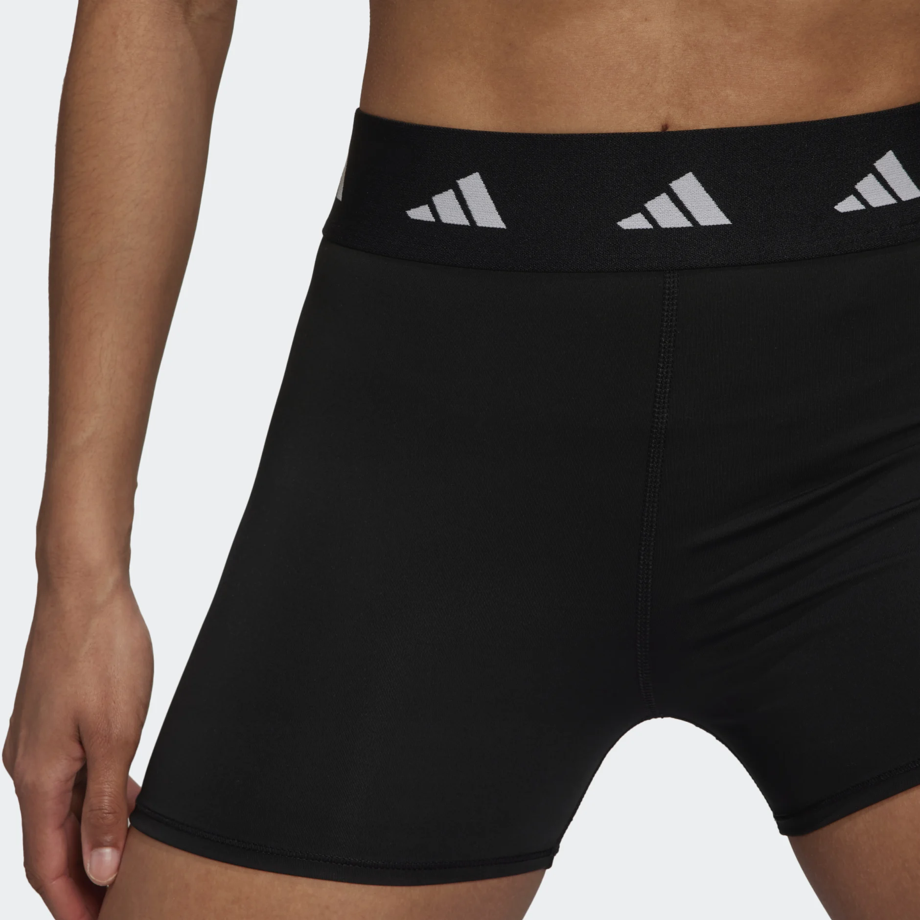 SORC ADIDAS TF SHORT TIGHT W 