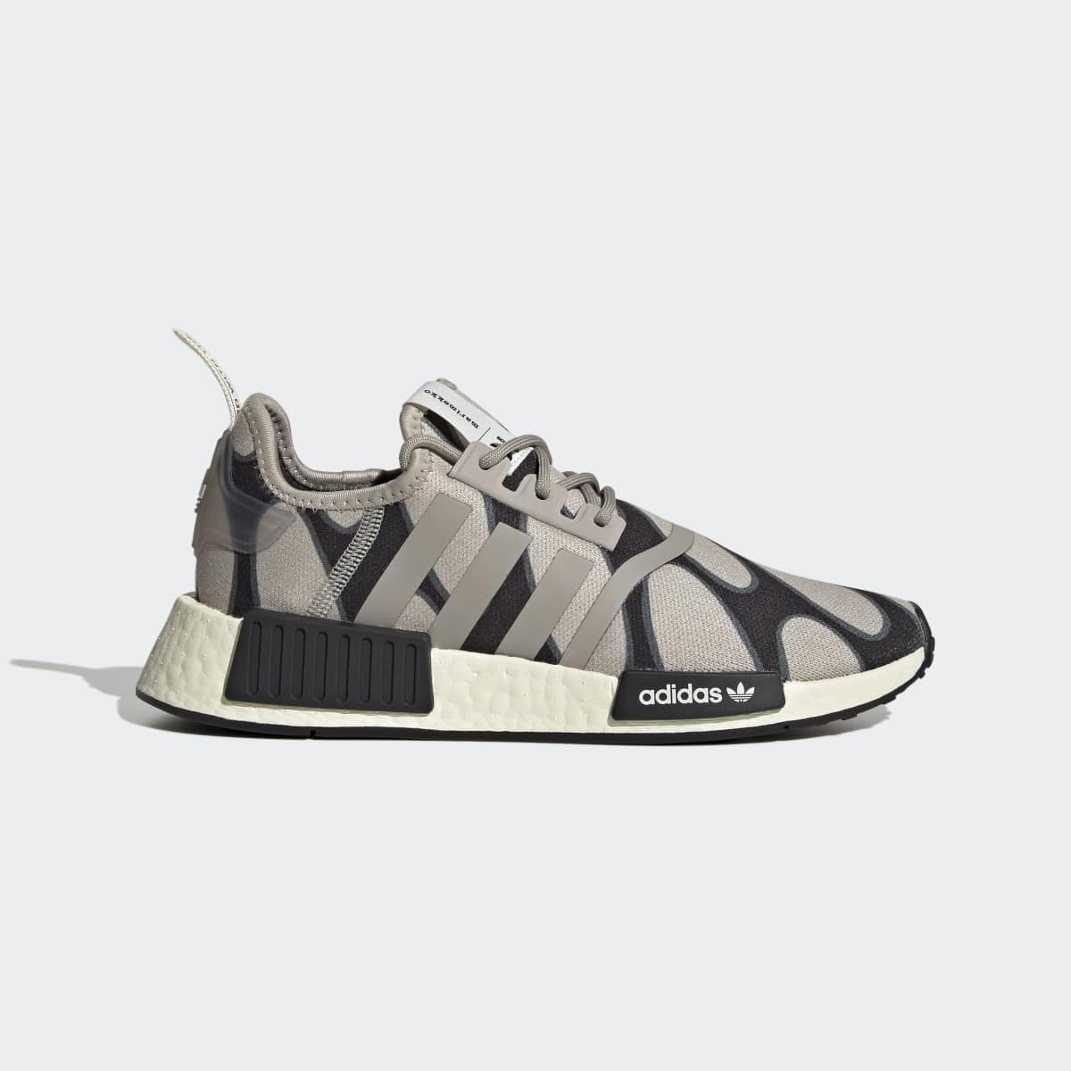PATIKE ADIDAS MARIMEKKO X ADIDAS NMD R1 W 