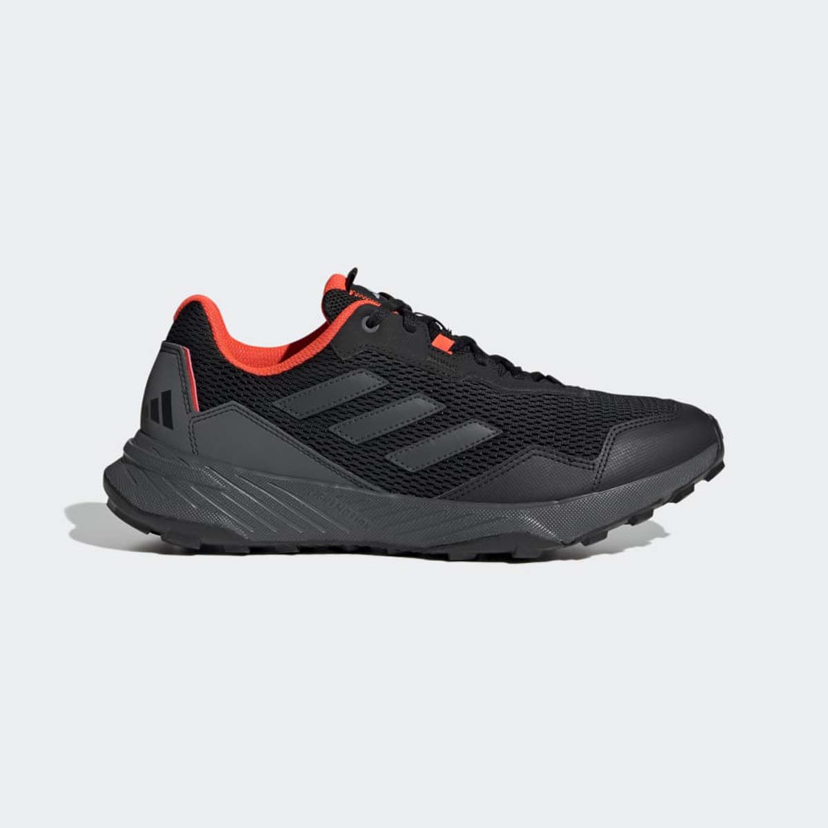 PATIKE ADIDAS TRACEFINDER M 