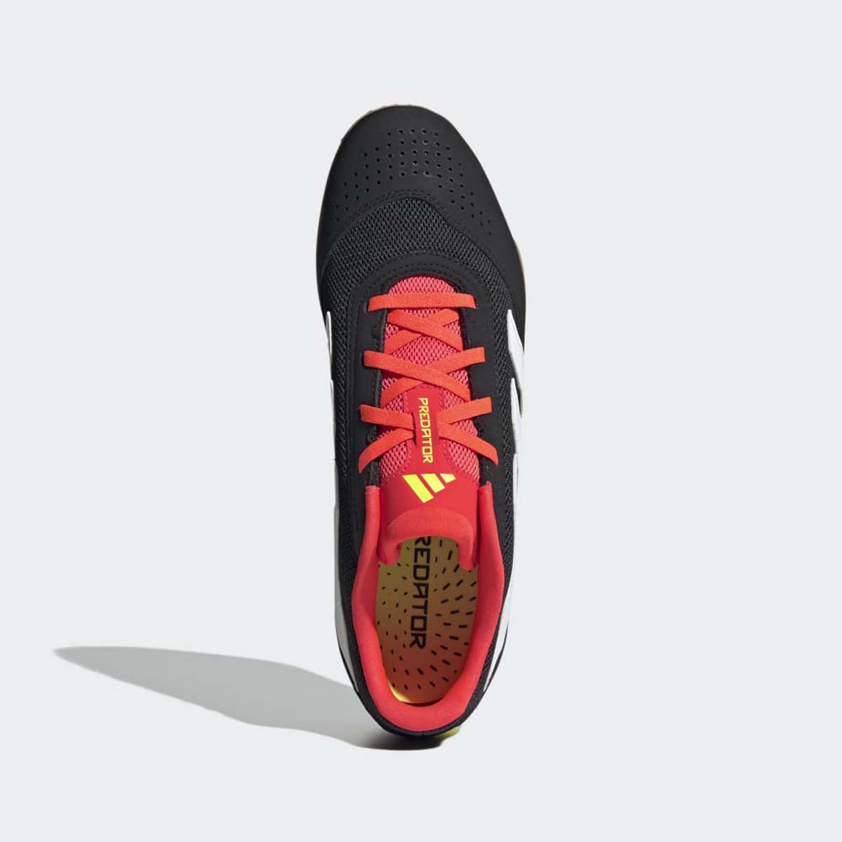 PATIKE ADIDAS PREDATOR CLUB IN SALA M 