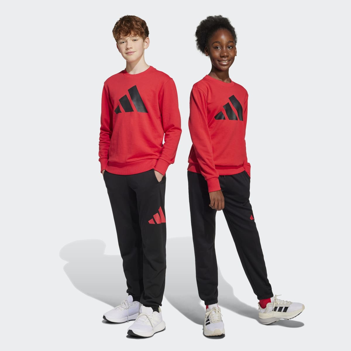 TRENERKA ADIDAS J BL FT JOG 240 BG 