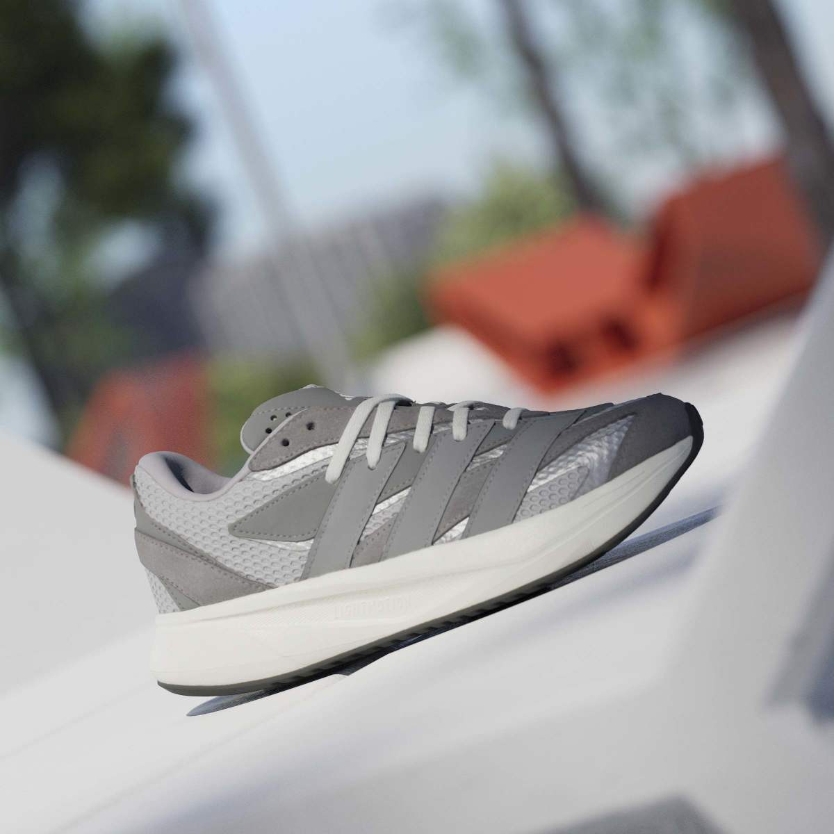 PATIKE ADIDAS LIGHTBLAZE J BG 