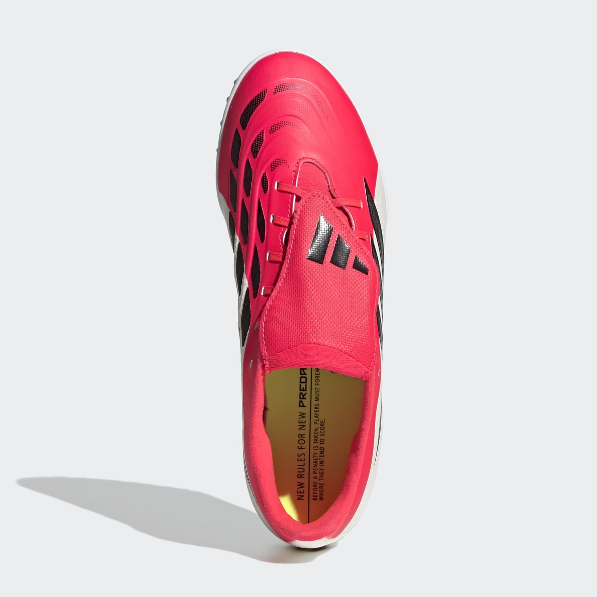 PATIKE ADIDAS PREDATOR CLUB FT TF M 
