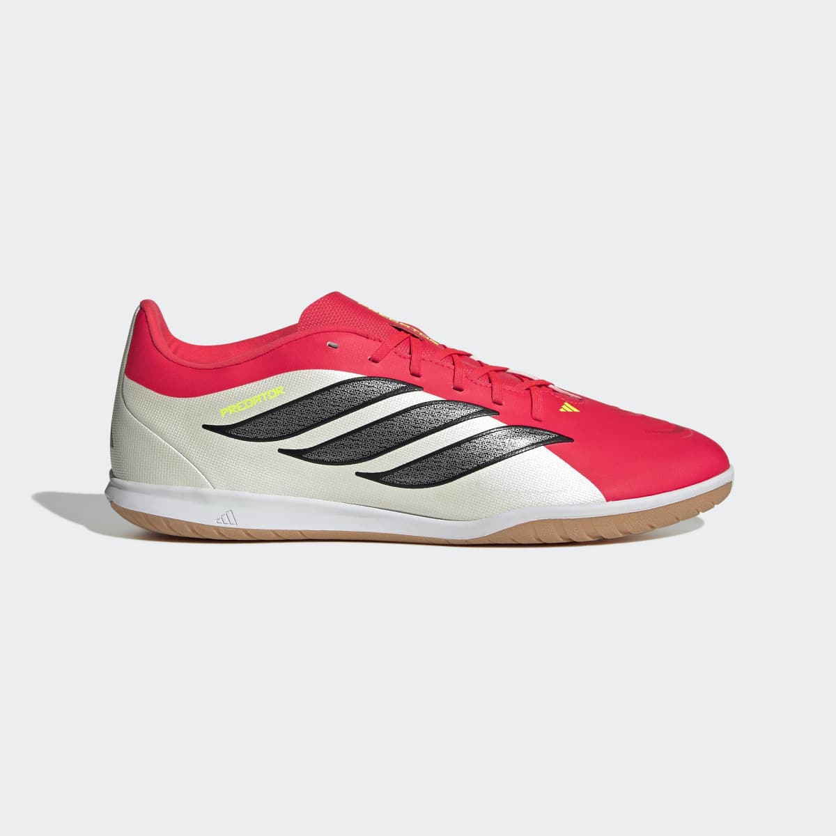 PATIKE ADIDAS PREDATOR CLUB IN SALA M 