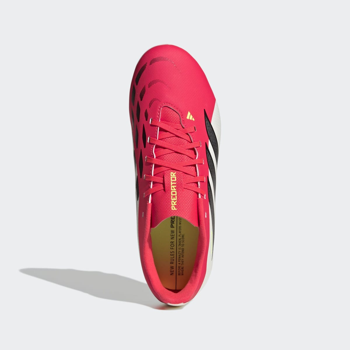 KOPACKE ADIDAS PREDATOR CLUB FG/MG J BG 