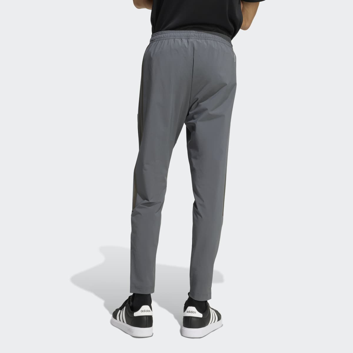 D.DEO ADIDAS M TIRO TCH PT M 