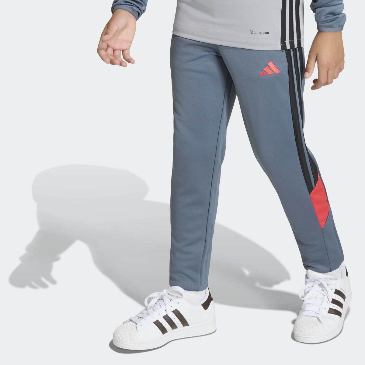 D.DEO ADIDAS TIRO ES PNT Y BG 