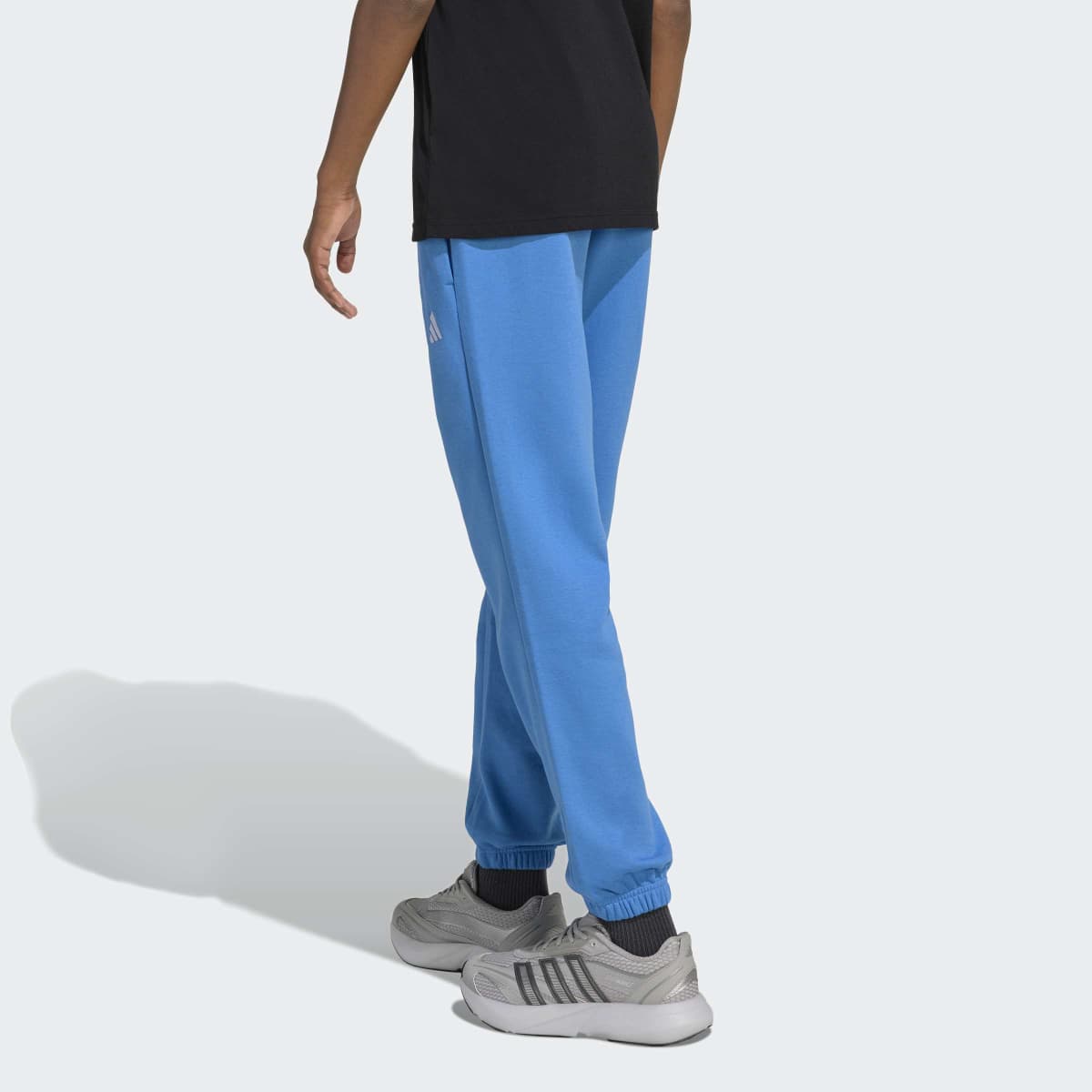 D.DEO TRENERKE ADIDAS J SL FL PT 225 BG
