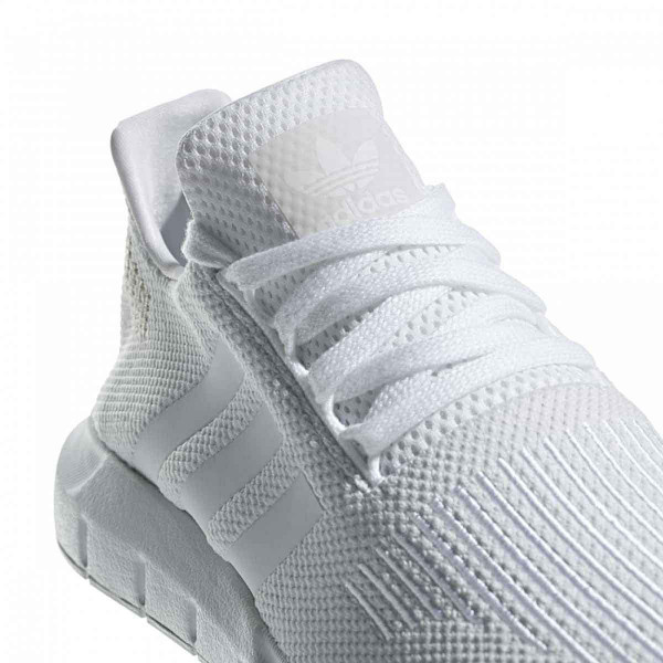PATIKE ADIDAS SWIFT RUN W 