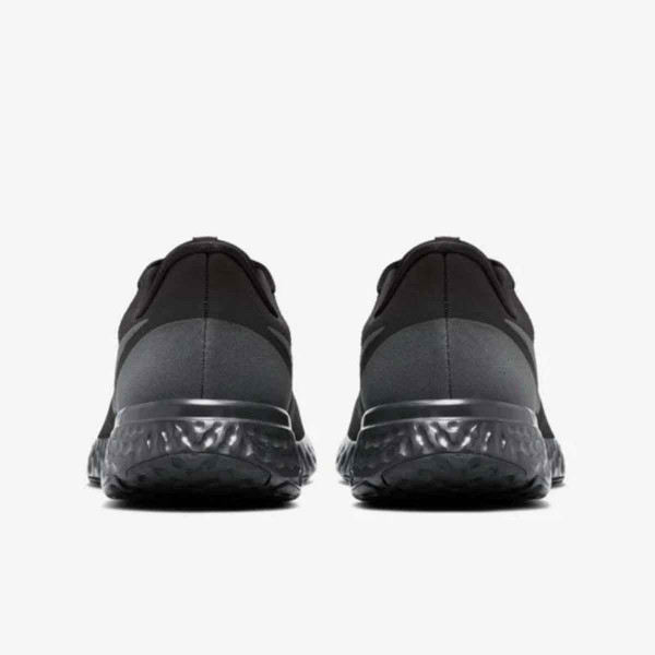PATIKE NIKE REVOLUTION 5 M 