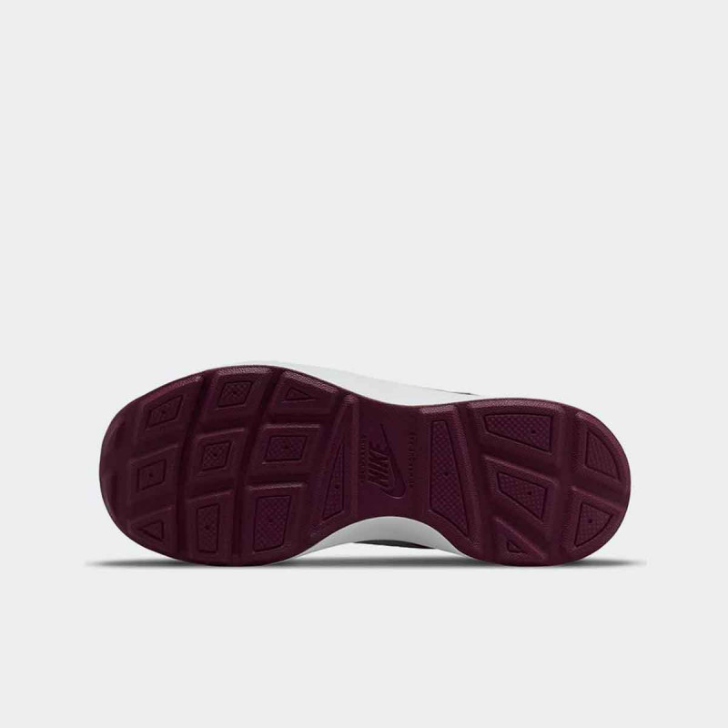 PATIKE NIKE WEARALLDAY BP 