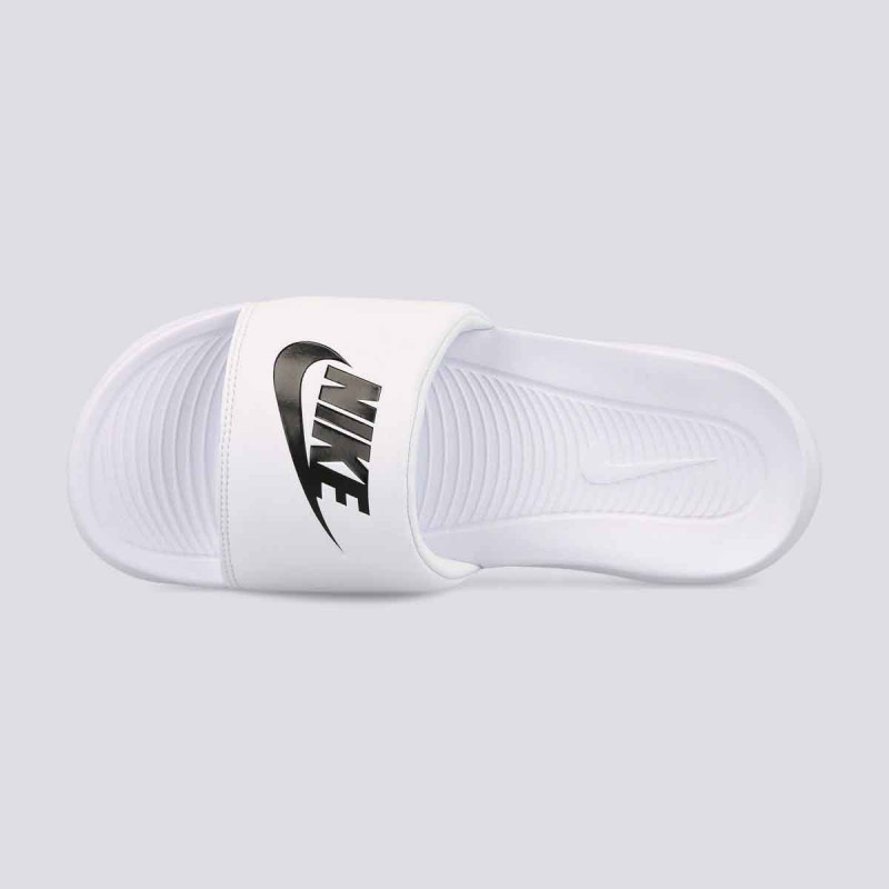 papuce nike victori one w