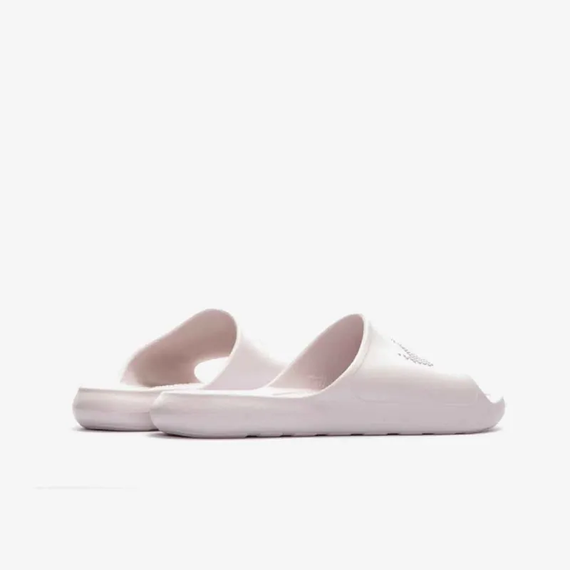 PAPUCE NIKE WMNS VICTORI ONE SHOWER SL 