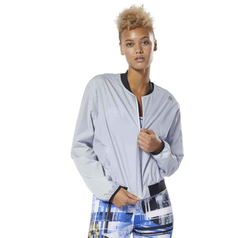 JAKNA REEBOK WOR COMM WOVEN JCKT W 