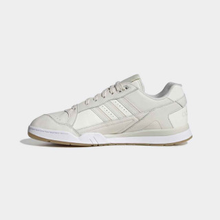 PATIKE ADIDAS A.R. TRAINER M 