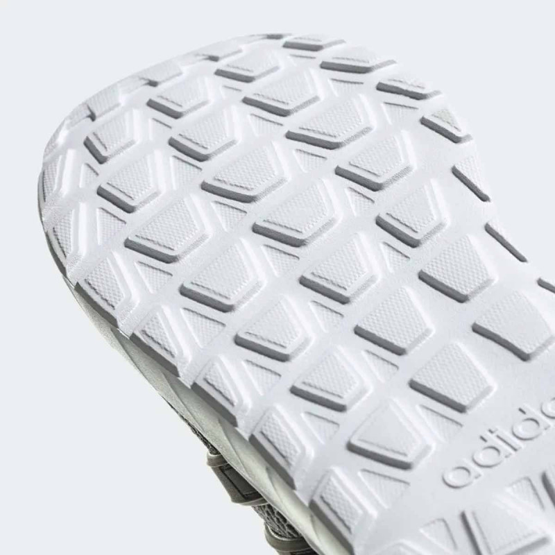 PATIKE ADIDAS QUESTAR FLOW M 