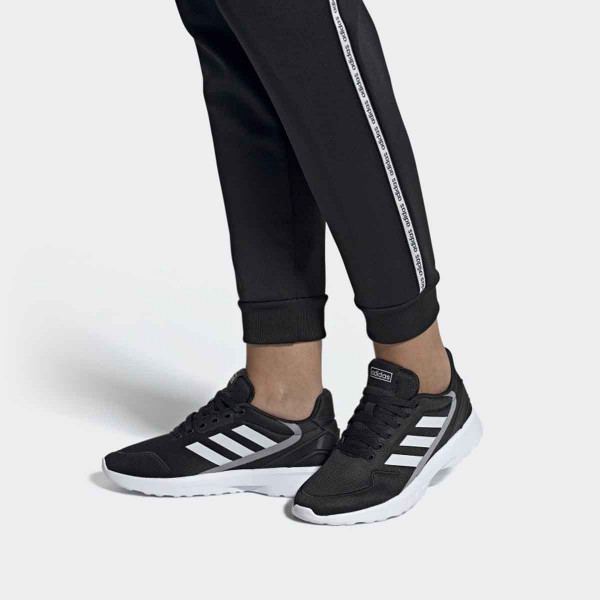 PATIKE ADIDAS NEBZED W 