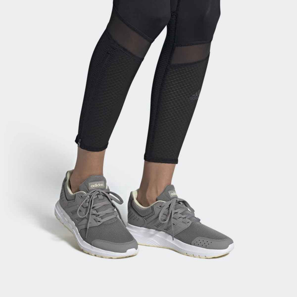 PATIKE ADIDAS GALAXY 4 W 