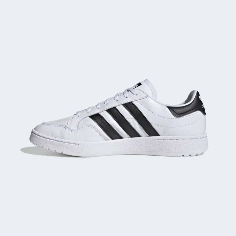 PATIKE ADIDAS TEAM COURT M 