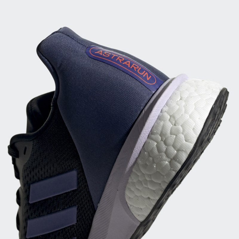 PATIKE ADIDAS ASTRARUN W 