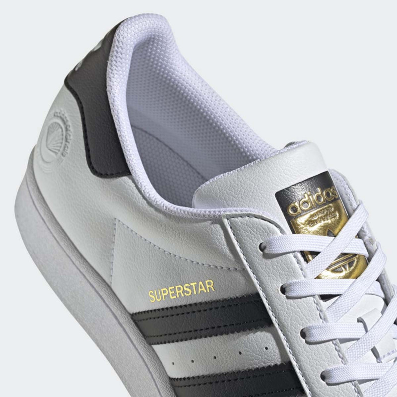 PATIKE ADIDAS SUPERSTAR VEGAN M 