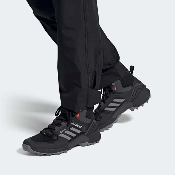 CIPELE ADIDAS TERREX SWIFT R3 MID GTX 