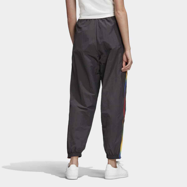 D.DEO ADIDAS TRACKPANTS W 