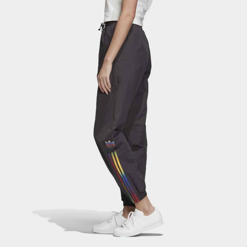 D.DEO ADIDAS TRACKPANTS W 