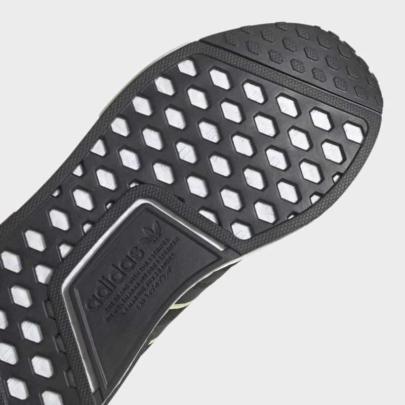 PATIKE ADIDAS NMD R1 THEBE MAGUGU W 