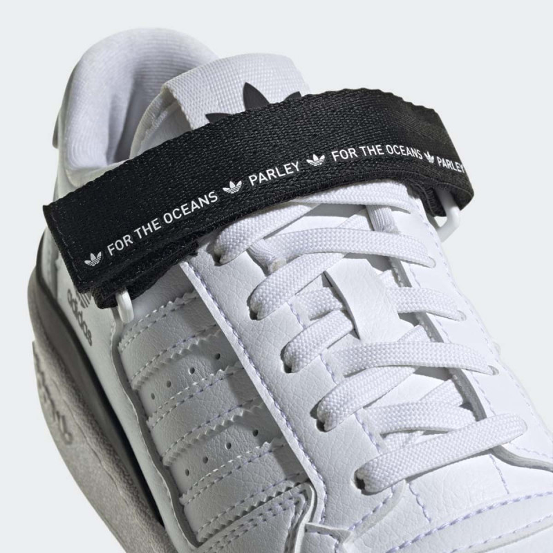 PATIKE ADIDAS FORUM LOW J GG 