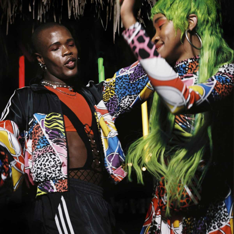 DUKS ADIDAS TRACKTOP W 