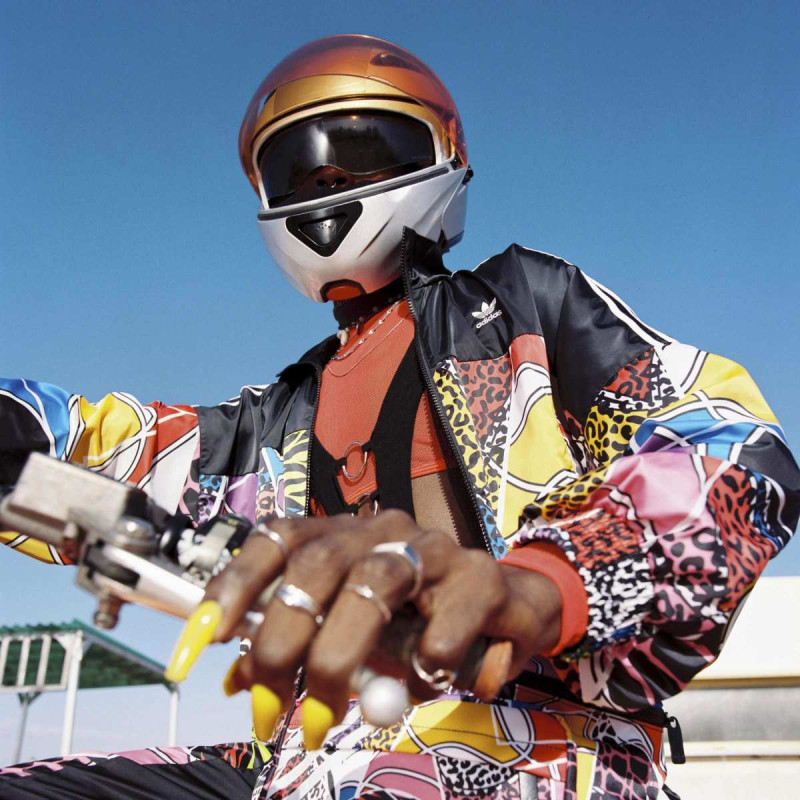 DUKS ADIDAS TRACKTOP W 