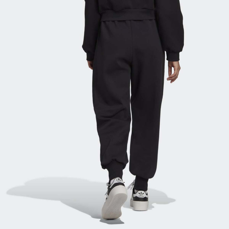 D.DEO ADIDAS CUFFED PANT W 