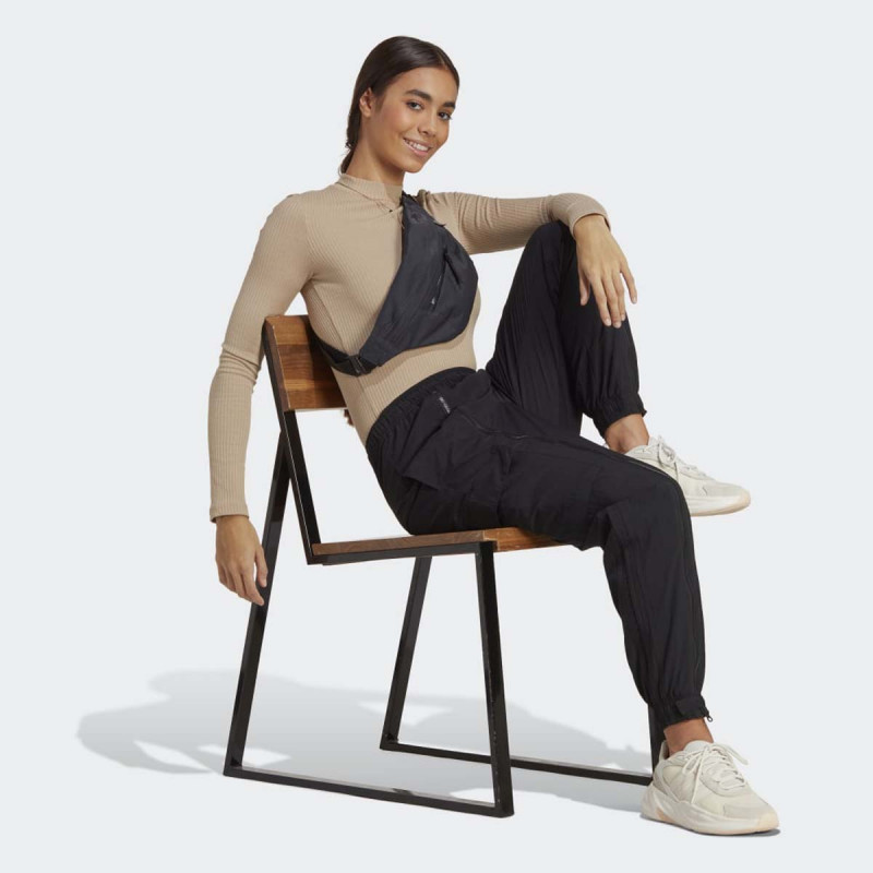 D.DEO ADIDAS DANCE CARGO W 