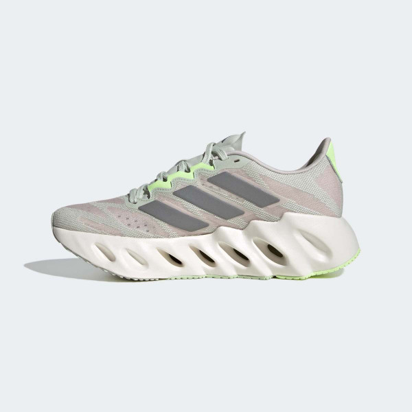 PATIKE ADIDAS SWITCH FWD W 