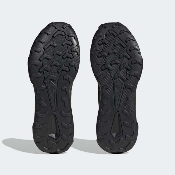 PATIKE ADIDAS TRACEFINDER M 