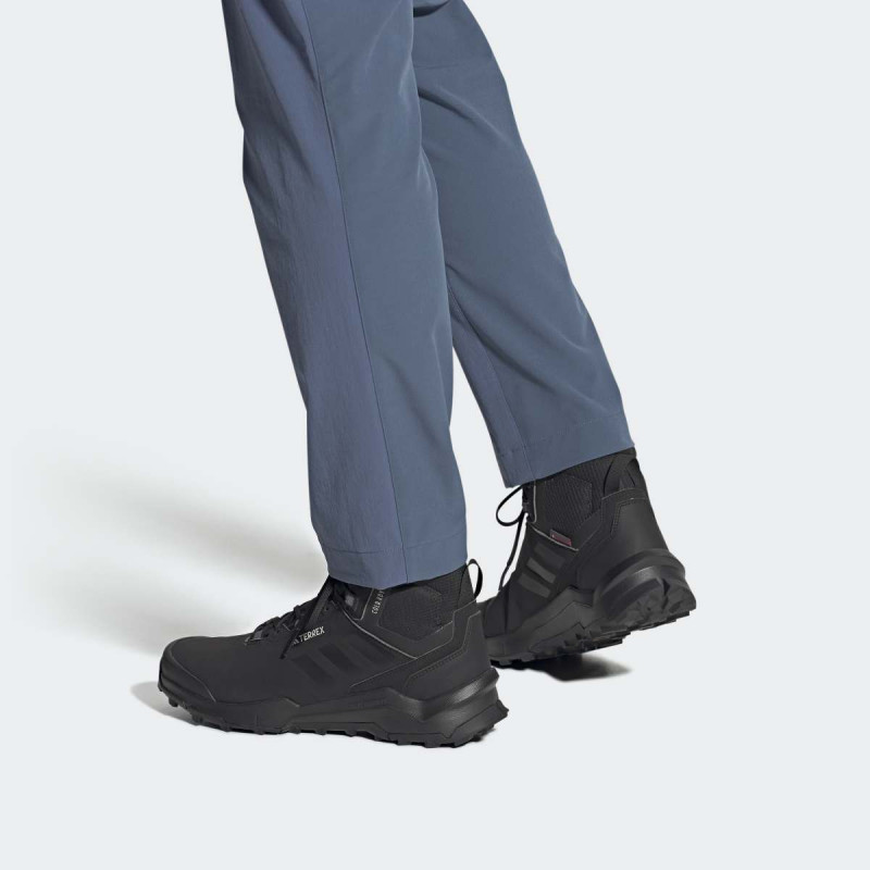 CIPELE ADIDAS TERREX AX4 MID BETA C.RDY M 