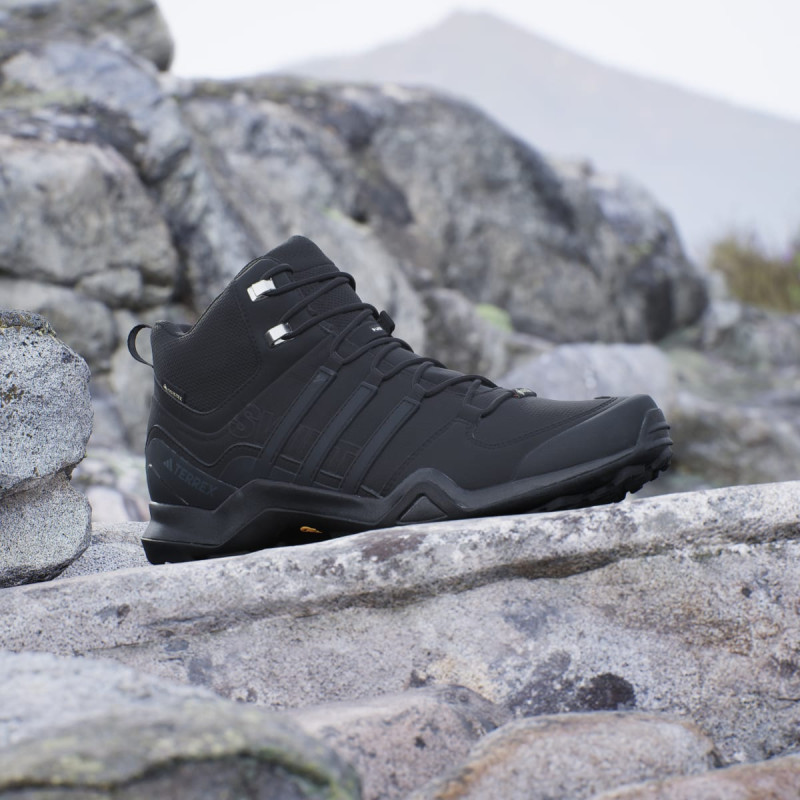 CIPELE ADIDAS TERREX SWIFT R2 MID GTX M 