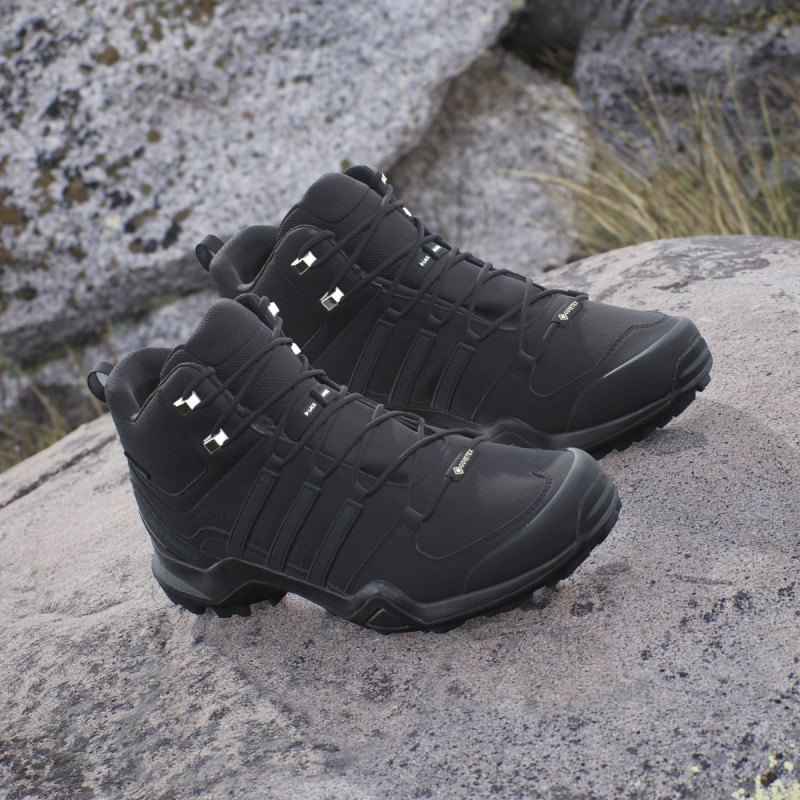 CIPELE ADIDAS TERREX SWIFT R2 MID GTX M 
