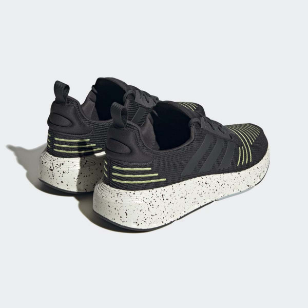 PATIKE ADIDAS SWIFT RUN 23 M 