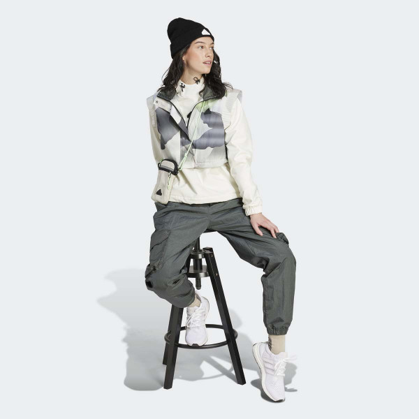 JAKNA ADIDAS W C ESC AOP VST W 