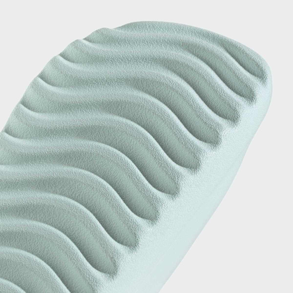 PAPUCE ADIDAS ADILETTE LUMIA M 