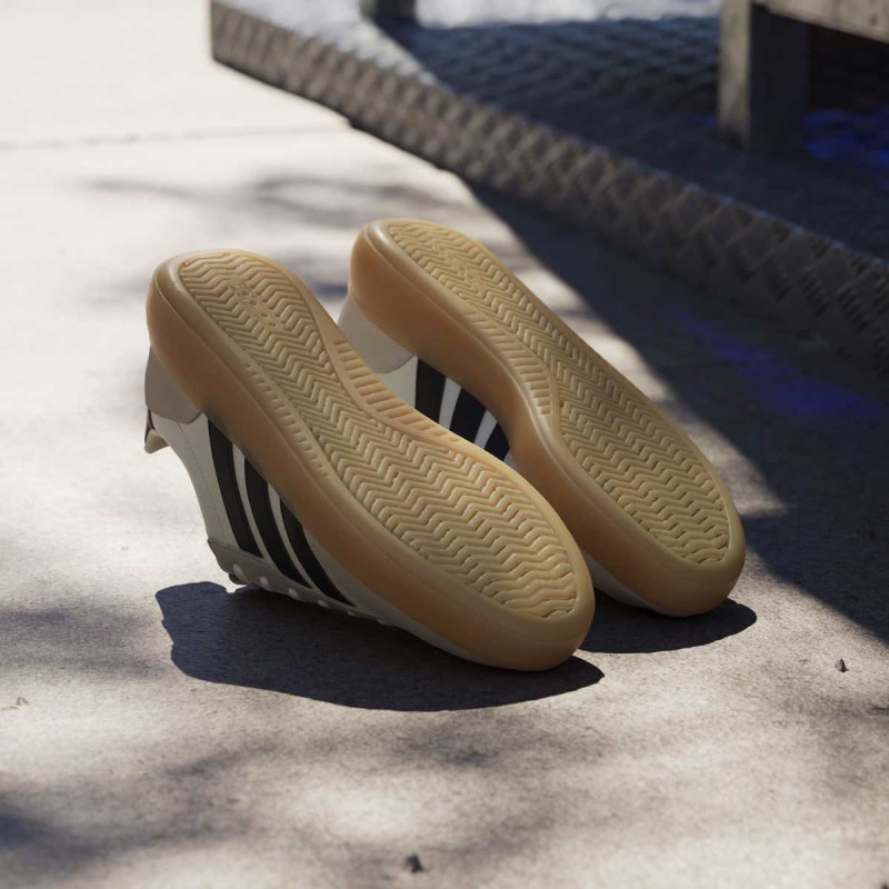 PATIKE ADIDAS BARREDA DECODE LUX M 